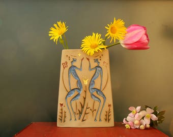 Upsala Ekeby vase / Mari Simmulson, earth beings, anthropomorphic, mid century ceramic