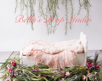 Newborn Digital Backdrop | Floral | Bed