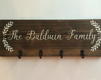 Family Established sign- Wood Signs Last Name- Key Holder For Wall- Last Name Sign- Entryway Decor- Entryway Sign- Family Name Sign