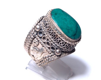 Silver and turquoise ring
