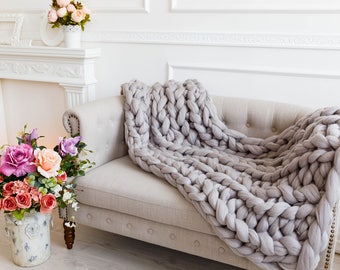 Chunky knit Throw. SHIP FREE! Merino wool. Giant knit throw, knitted throw, large knit throw, wool throw, throw blankets, sofa bed throw