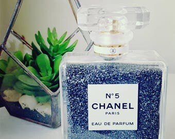 A Girl should be two things: Classy & Fabulous - Coco Chanel