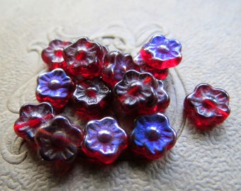 NEW TINY RED Flowers . Czech Pressed Glass Flower Beads . 7 mm (25 beads)