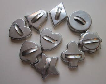 9 vintage cookie cutters, most scalloped edge, suits, circle, aluminum, flower