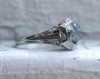 RESERVED - Beautiful Vintage 14K White Gold Aquamarine Solitaire Engagement Ring - 1.50ct