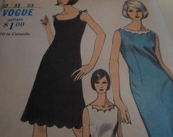 Vintage 1960's Vogue 6476 Dress Sewing Pattern, Size 10 Bust 31