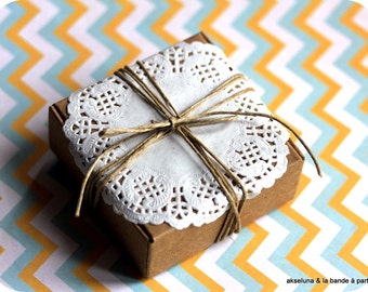 Kraft brown cardboard boxes for dragees, jewelery, gifts - Set of 10 - 6,2cm x 6,2cm x 3cm