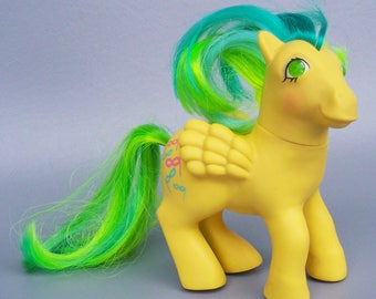 Vintage 1985 My Little Pony Masquerade figure C85 Near Mint Twinkle Eye Pegasus Ponies