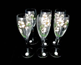 Champagne Flutes, Perrier Jouet Set of 6, Made in France, Original Tags and Packaging, Toasting Flutes, Wedding Flutes, Champagne Lover