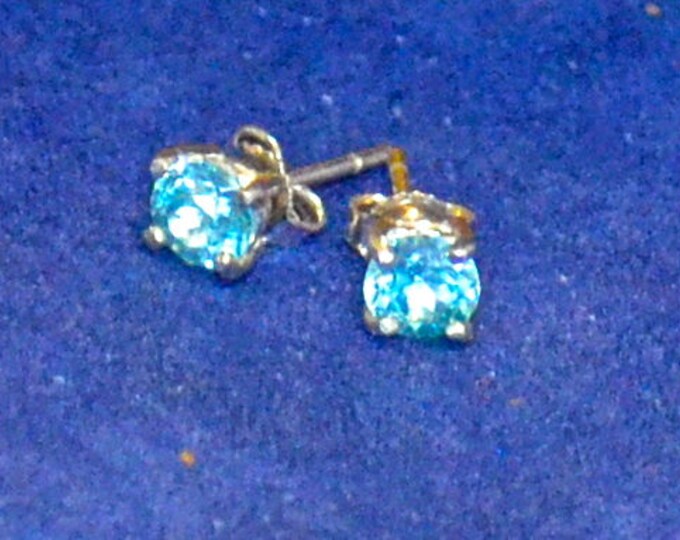 Blue Zircon Earrings. 5mm Round, Natural, Set in Sterling Silver E1026