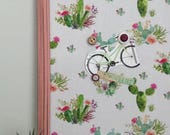 Babillard aimanté recouvert tissu de cactus aquarelle rose orange organisation mémo photos décor mural tableau d'affichage à aimants bureau
