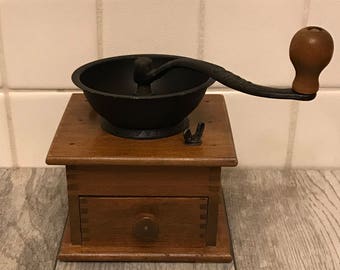 Vintage Coffee Grinder W.M. Co. Burr Grinder