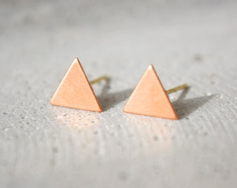 Copper triangle earrings D11