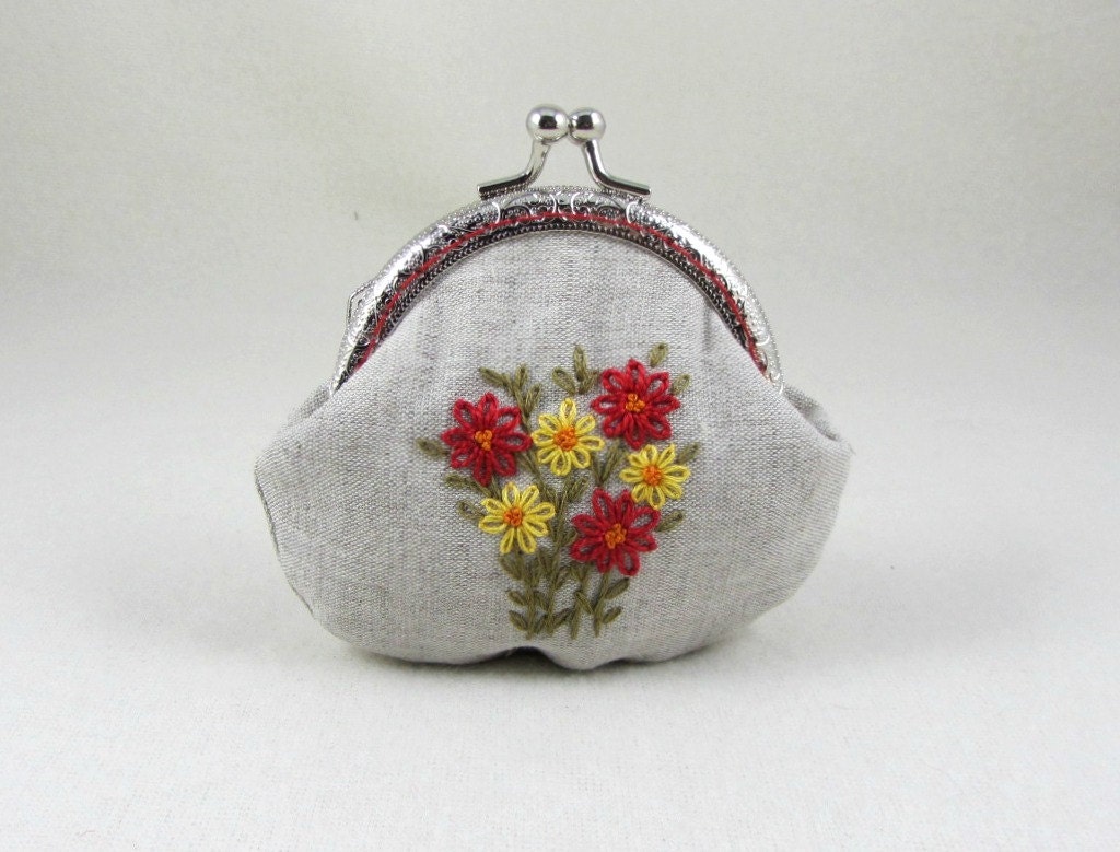 Hand Embroidered Purse Floral Coin Purse Linen Pouch Frame