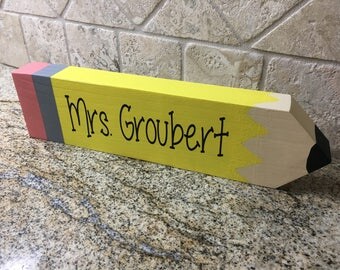 Teachers gift, teacher sign, Gift for teacher, Teachers Day, personalized gift, teachers name plaque, teacher gift, wood pencil, name plate