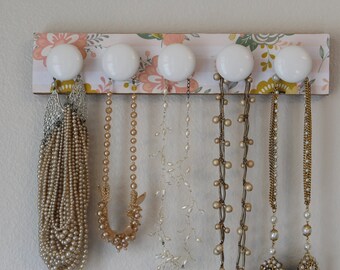 Wall Hanging Necklace Organizer | Wood Necklace Holder | Wall Hanging Jewelry Organizer | Wood Jewelry Organizer | Shabby Chic Vintage Knobs