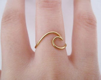 Wave Ring// gold wave ring, ring wave, ocean ring, surf ring,wire ring, adjustable ring, Brass ring,Dainty ring,Minimalist,boho, gypsy, Gift