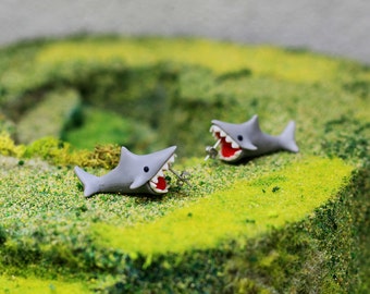 3D Grey Shark Earrings, Grey Shark Earrings, Dangly, Novelty, Sea creature, Lovely Cartoon Handmade Biting Ears Polymer Clay Stud Earrings!