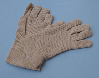 Vintage Beige Stretch Nylon Gloves Made in Italy New With Tag