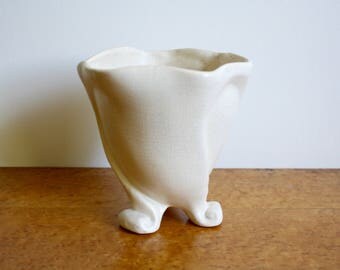 Vintage Matte Ivory Planter Vase with Delicate Feet & Curved Rim