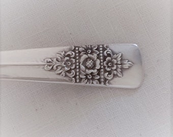 Silverplate Gravy Ladle 6 1/4"- Dawn Pattern 1949 by Rogers - Sauce Ladle