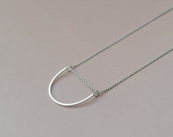 Arc Necklace Curved bar necklace dainty necklace Sterling Silver Minimalist Necklace Geometric Jewelry - AME D'ARGENT