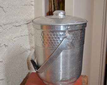Mid century modern aluminum ice champagne bucket hammered silver