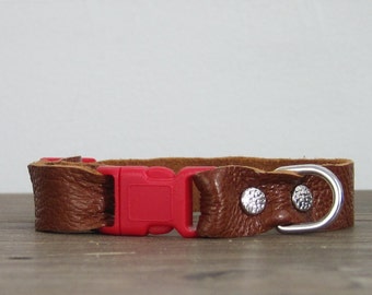 Adjustable Soft Leather Cat Collar - Size Medium 6 to 9.5 inches - Safety Breakaway Leather Cat Collar