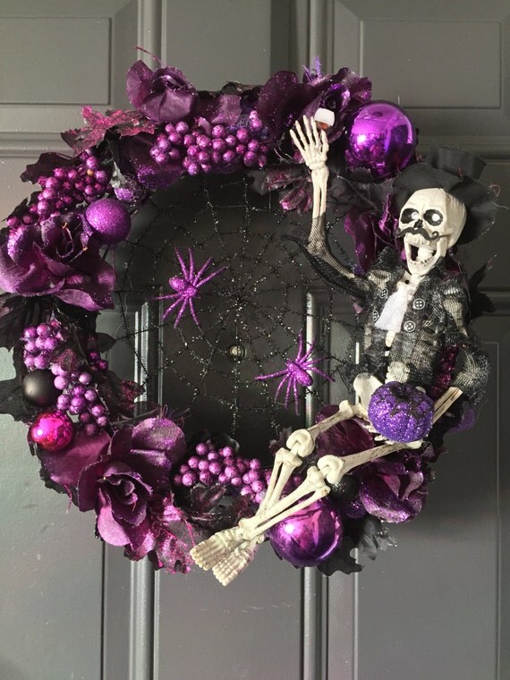 Items similar to Halloween Wreath on Etsy