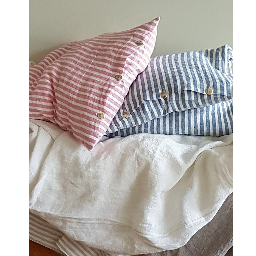 Striped stonewashed linen pillowcase with button closure
