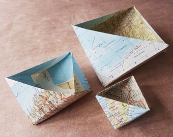 Baskets | Storage basket | Office storage | Vintage map | Atlas | Geometric | Minimalistic| Opbergen | Manden | Felt | Vilt | Home decor