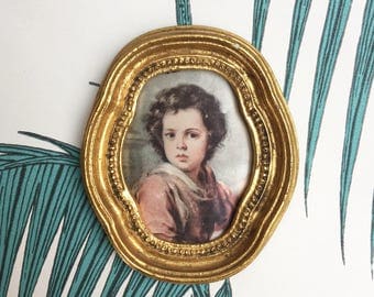 Miniature Gold Frame. Vintage Framed Cloth Picture. Portrait. Peinture sur soie. Gold Decor. Framed Satin. Rustic Decor. French Country