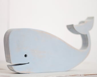 Blue wood ballenita. Figure decorative.