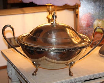 Silver plated soup tureen, antique soup tureen, English antique silver plated soup tureen, English soup tureen, silver plated soup tureen