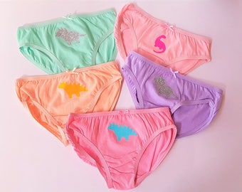 Dinosaur undies for girls size 3-4