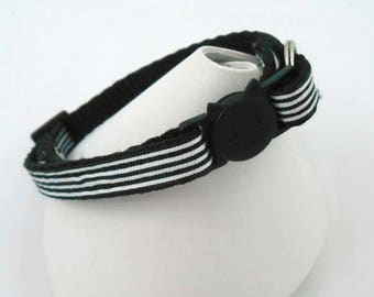 Cat Collar, Breakaway, Handmade, Safety Collar, Collar with Bell, Fabric Cat Collar, Adjustable Cat Collar