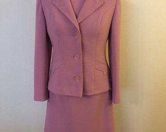 Smart Vintage 70s Suit - Dress and Jacket in Dusky Pink Size 10 - Fortown London