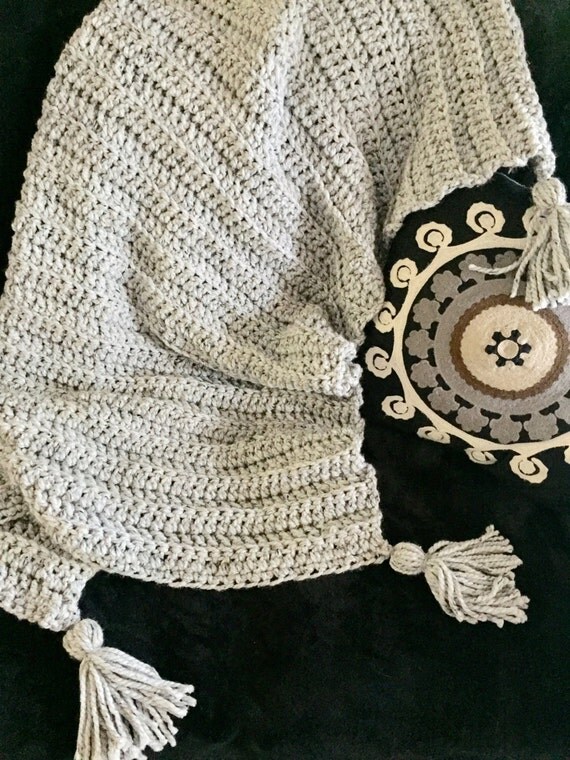 Chunky Crochet Blanket // Wool Blend Blanket With Tassels
