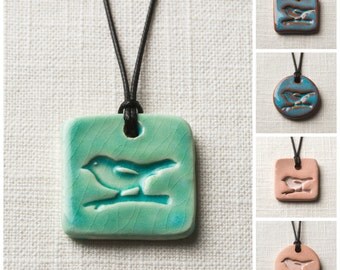 Essential Oil Diffuser Necklace/Comes with 100% Pure Lavender Oil/Ceramic Jewelry/Bird Necklace