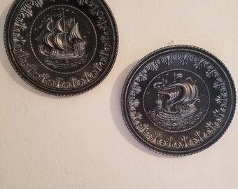 Set of vintage tin plates of ships