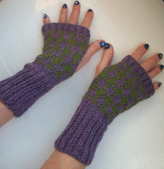 Hand warmers alpaca wool knit houndstooth fingerless gloves green purple