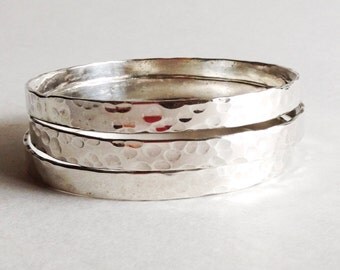 Hammered Sterling Silver Bangle Bracelet - Single Bangle Bracelet - 25th Anniversary Gift - Valentine's Day Gift for Her