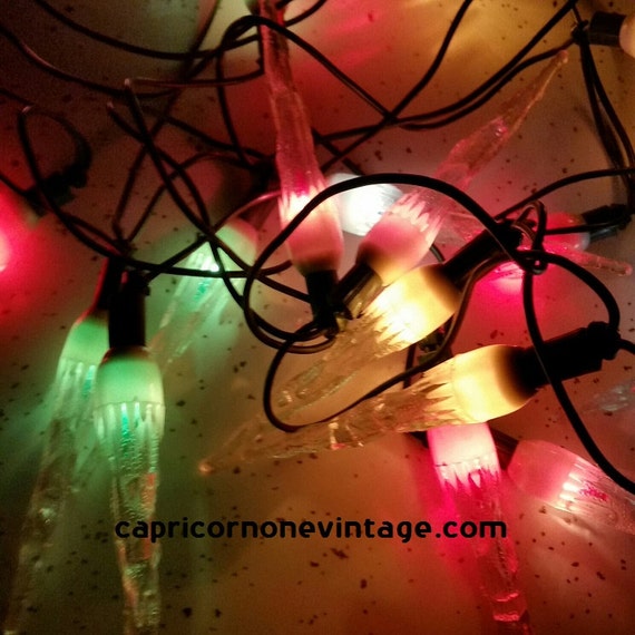 vintage icicle christmas lights 1970s kitsch christmas tree vintage icicle christmas lights 1970s kitsch christmas tree