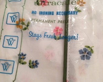 Wamsutta Pillowcases Vintage ~ Floral Pair Of Standard Pillowcases ~ Ultracale ~ Shabby Chic ~ NOS ~ Vintage Bedding Girls Room Decor
