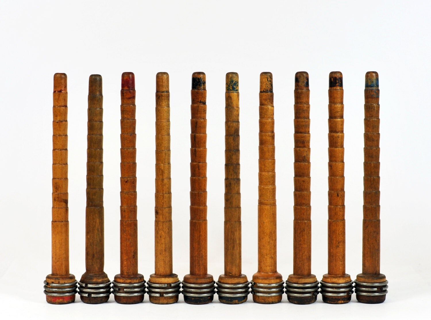 10 Vintage Spindles Spools Textile Spindles Vintage Home