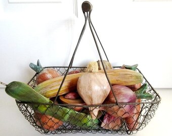 Hand Carved Wood Fruit & Vegetables, 13 Pieces in Wire Basket, Vintage Folk Art