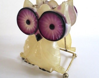 Retro Owl Napkin Holder, 70s plastic owl napkin holder, Groovy Decor, Kitschy Kitchen, Lucite Letter Holder, Jackpot Jen Vintage