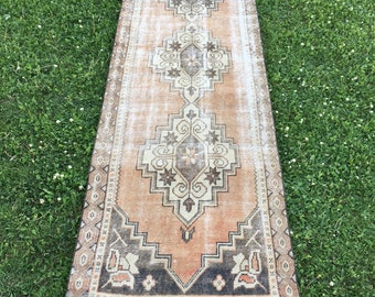Antique Decor Trending Low Pile Oushak Runner Rug,Primitive Medallion Pattern Shabby Chic Hallway Rug,Eclectic Kitchen Rug 2'10"x9'1"
