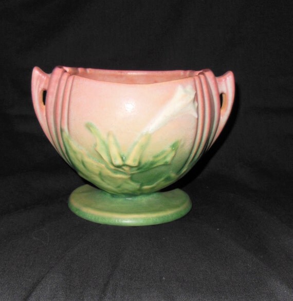 Vintage Roseville Thornapple 304 Peach Vase by Nannas6Treasures