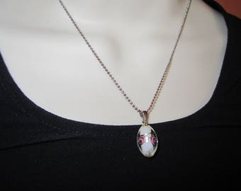 Art glass flower pendant necklace, vintage necklace